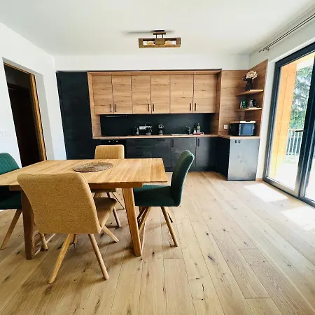 Family 2 Bedroom Ski&bike With Terrase Янське Лазне